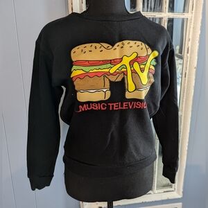 Women's Divided brand MTV Hamburger Logo Cropped Sweatshirt, XS